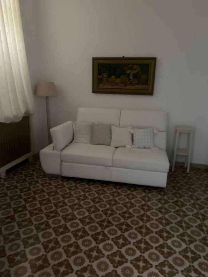 Casa Con Finestra Che Vede Il Mare Villa Fasano Exterior photo
